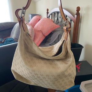 dooney and bourke shoulder bag